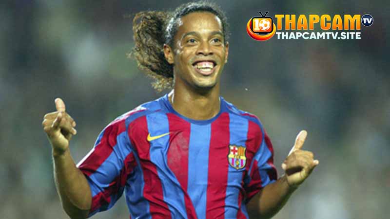 Chi tiết tổng quan về sự nghiệp chơi bóng của Ronaldinho 